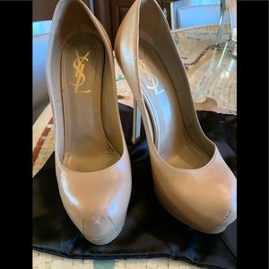 Ysl nude pump